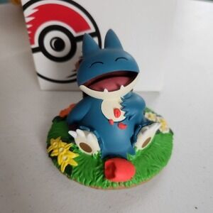 Pokemon Center Munchlax Delicious Adventure Sinnoh Poffin Dreams Figure